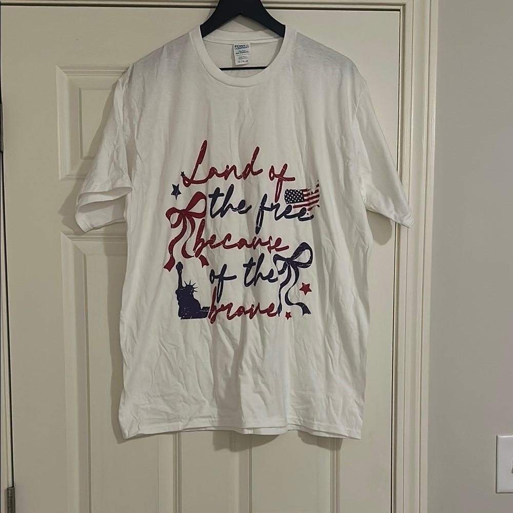 NWOT Patriotic T-shirt